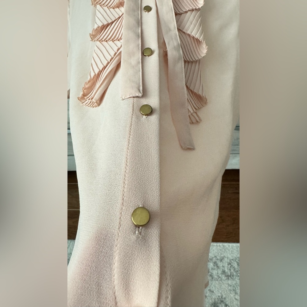 Zara Raffle trim, collar neck, peach fuzz blouse size M, grea condition - Picture 4 of 4